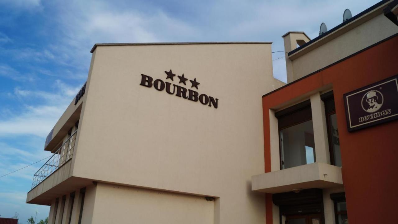 Hotel Bourbon Vama Veche Extérieur photo